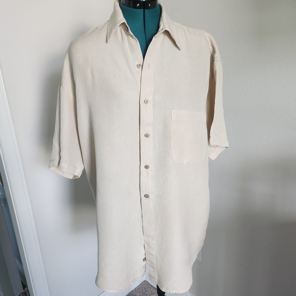 Perry Ellis Button Up Shirt Mens Large Beige 100% Silk Short Sleeve Textured